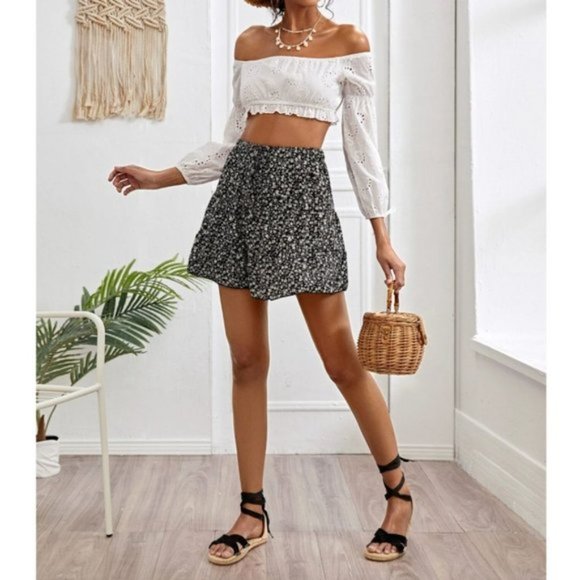 Floral Front Tie Skirt - Picture 3 of 7